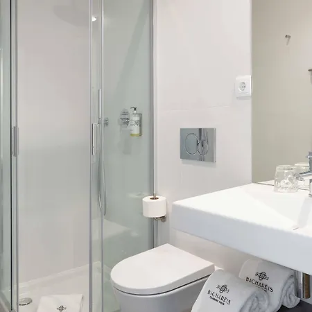 לינה וארוחת בוקר Bachareis Charming House