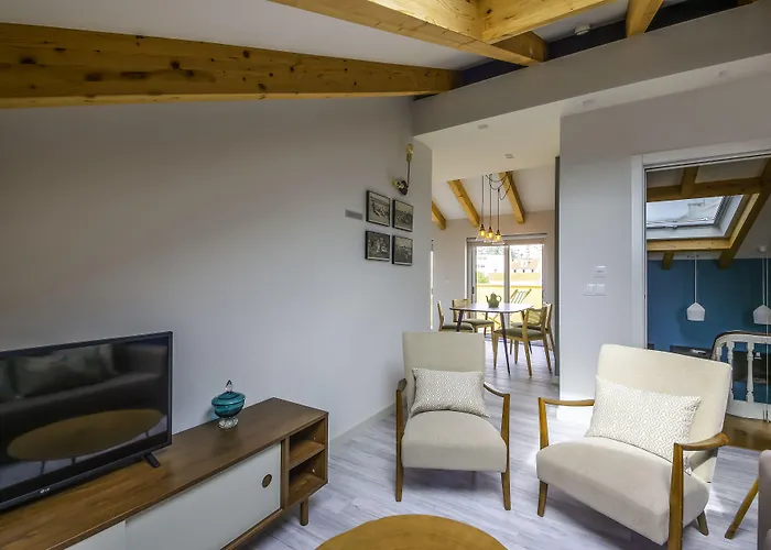 Bachareis Charming House 住宿加早餐酒店 菲盖拉-达福什